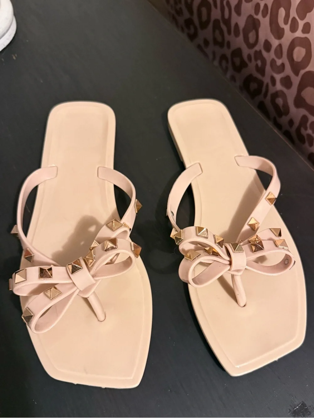 Nude Studded Bow Thong Sandals - Women's Summer Flip Flops
